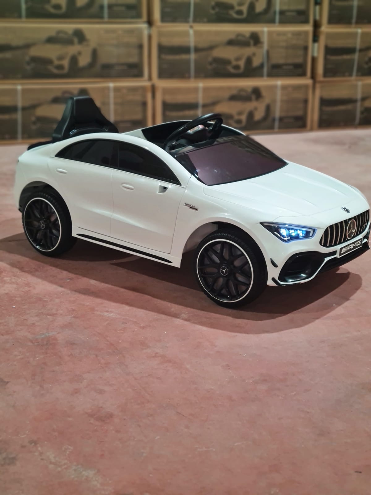 מרצדס AMG  12 VOLT ממונע לילדים